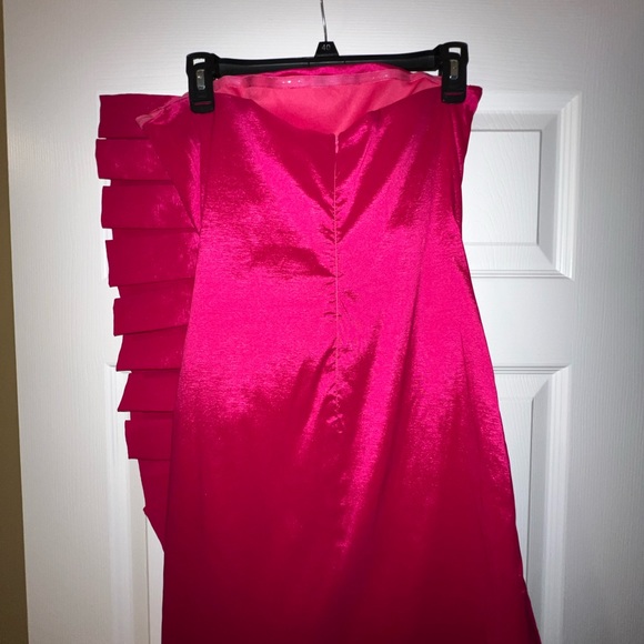 ASOS Club L Beach Collection Pink Ruffle Cocktail - Picture 3 of 5